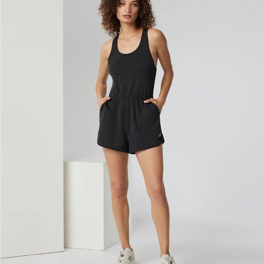 Vuori Navy Long Sleeve Top